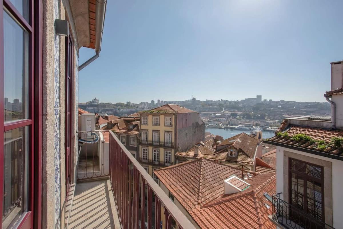 Апартаменты Liiiving In Porto - Ribeira Vintage View Экстерьер фото